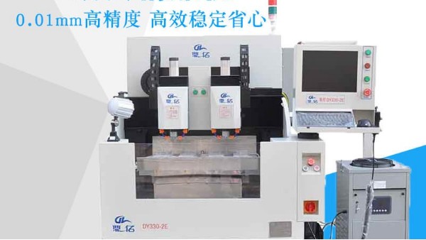 玻璃精雕機(jī)的特性是怎樣的？